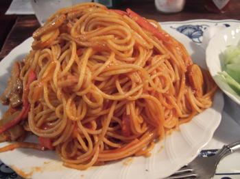 ナポリタン大盛り